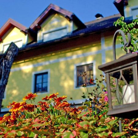 Gemuetliche Wohung Im Gruenen Michelbach Exterior foto